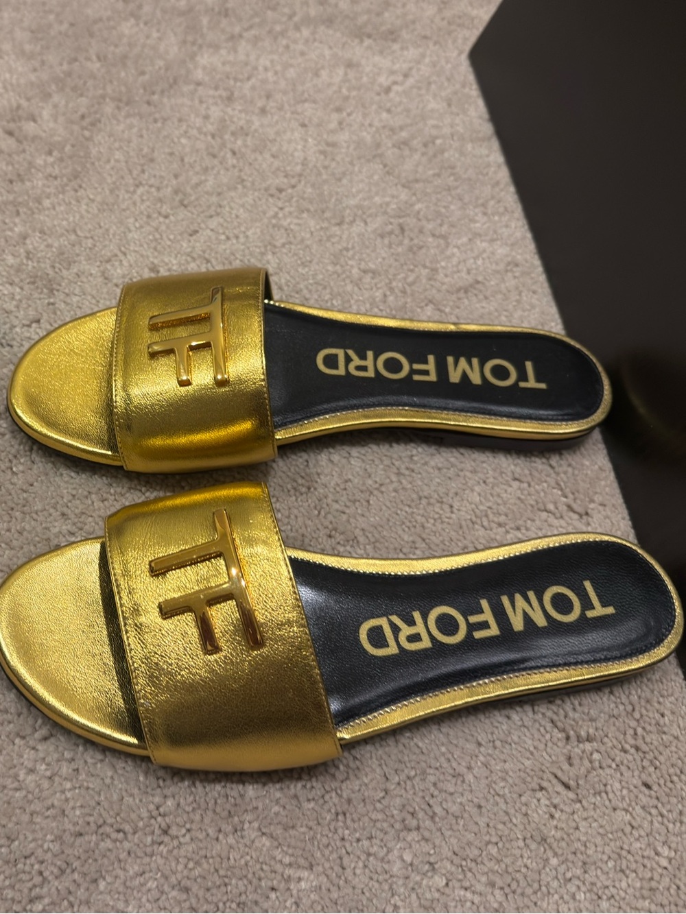 Tom Ford gold sandal size 38